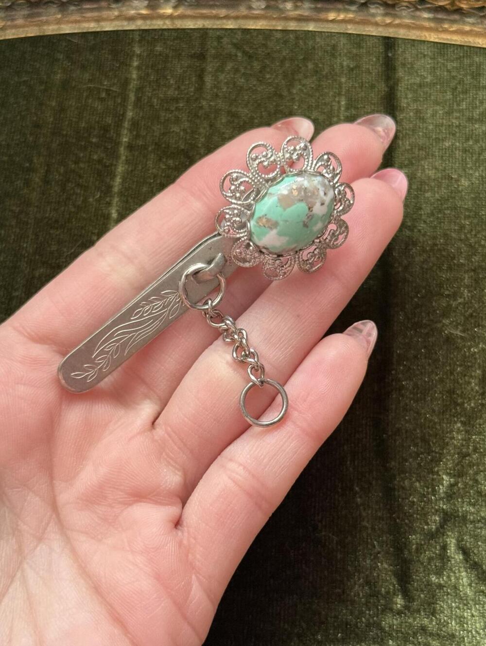 Vintage kings key finder Silver tone